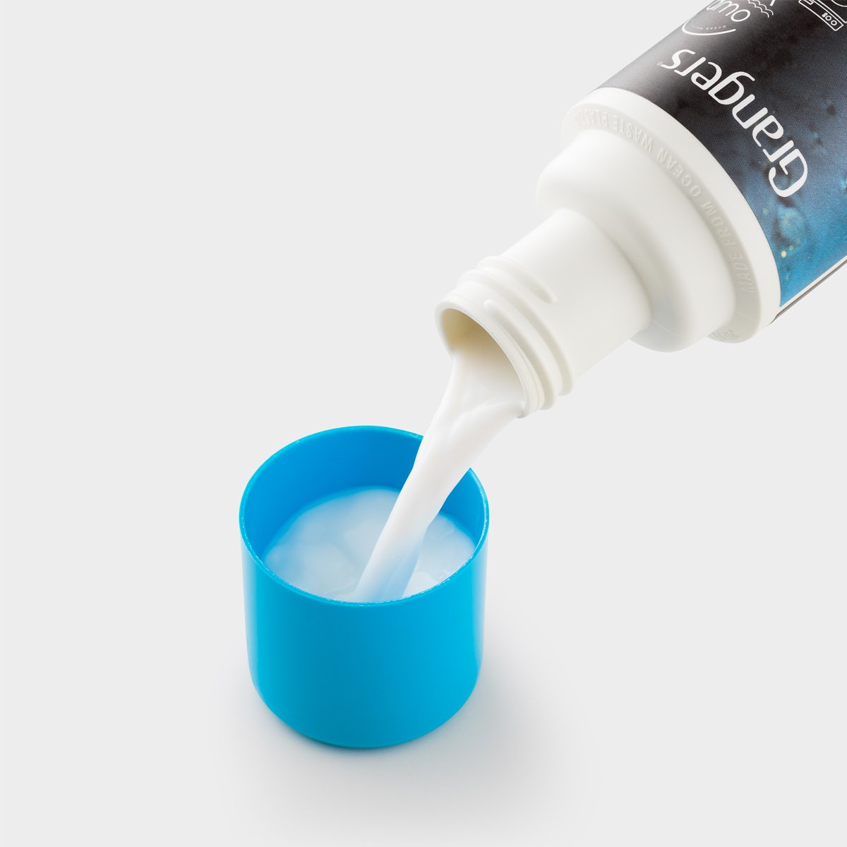 Grangers 300ml Wash + Repel Clothing 2-in-1-Tactical Gear UK