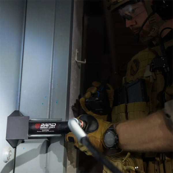 Rapid Assault Tools Hydraulic Door Pusher with Dual Stage Pump and Hose-Tactical Gear UK