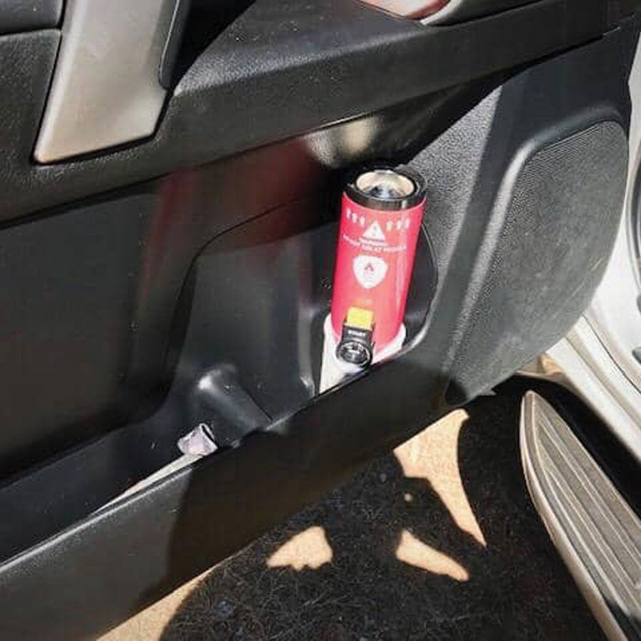 The Adventurer Extinguisher Complete with 1 x C Clip Mounting bracket, screws, wall plugs-Tactical Gear UK