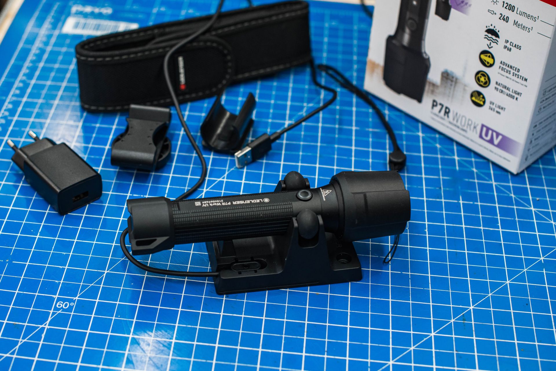 Ledlenser P7R Work UV / Box-Tactical Gear UK