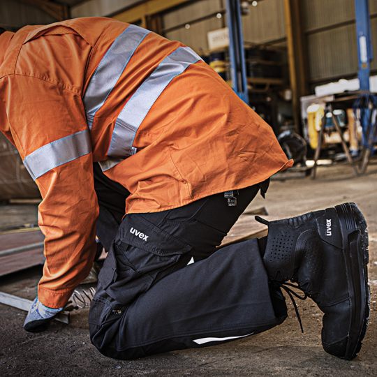 UVEX 3 X-Flow Side-Zip Work Boot Black/Tan-Tactical Gear UK